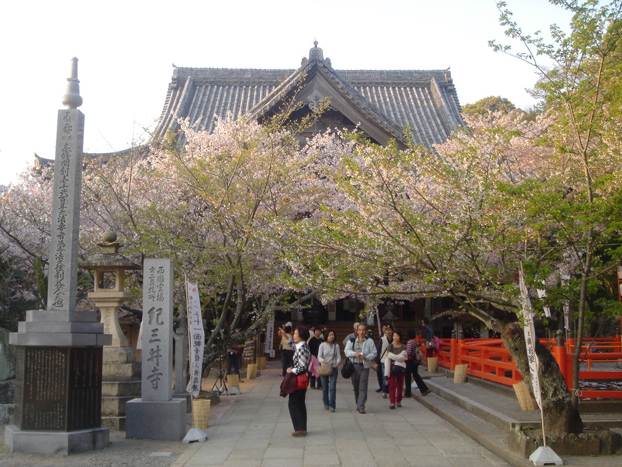 日本南紀 三湯物語 熊野古道健行暨賞櫻 五日遊